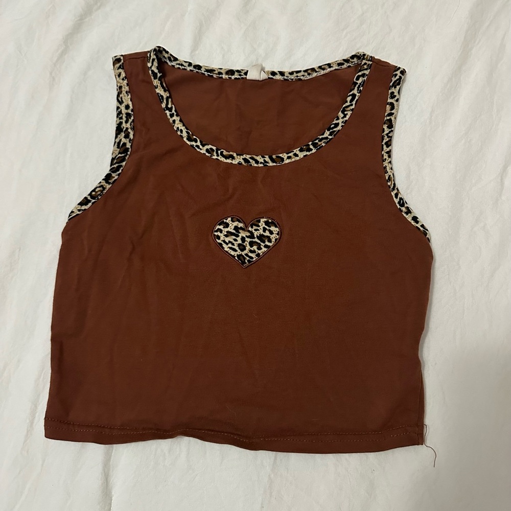 Brown crop top with a cheetah outline and heart